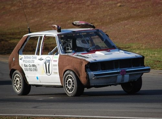 Illustration for article titled The Top 152 Lemons Of The 24 Hours Of LeMons Arse Freeze-A-Palooza 2009!